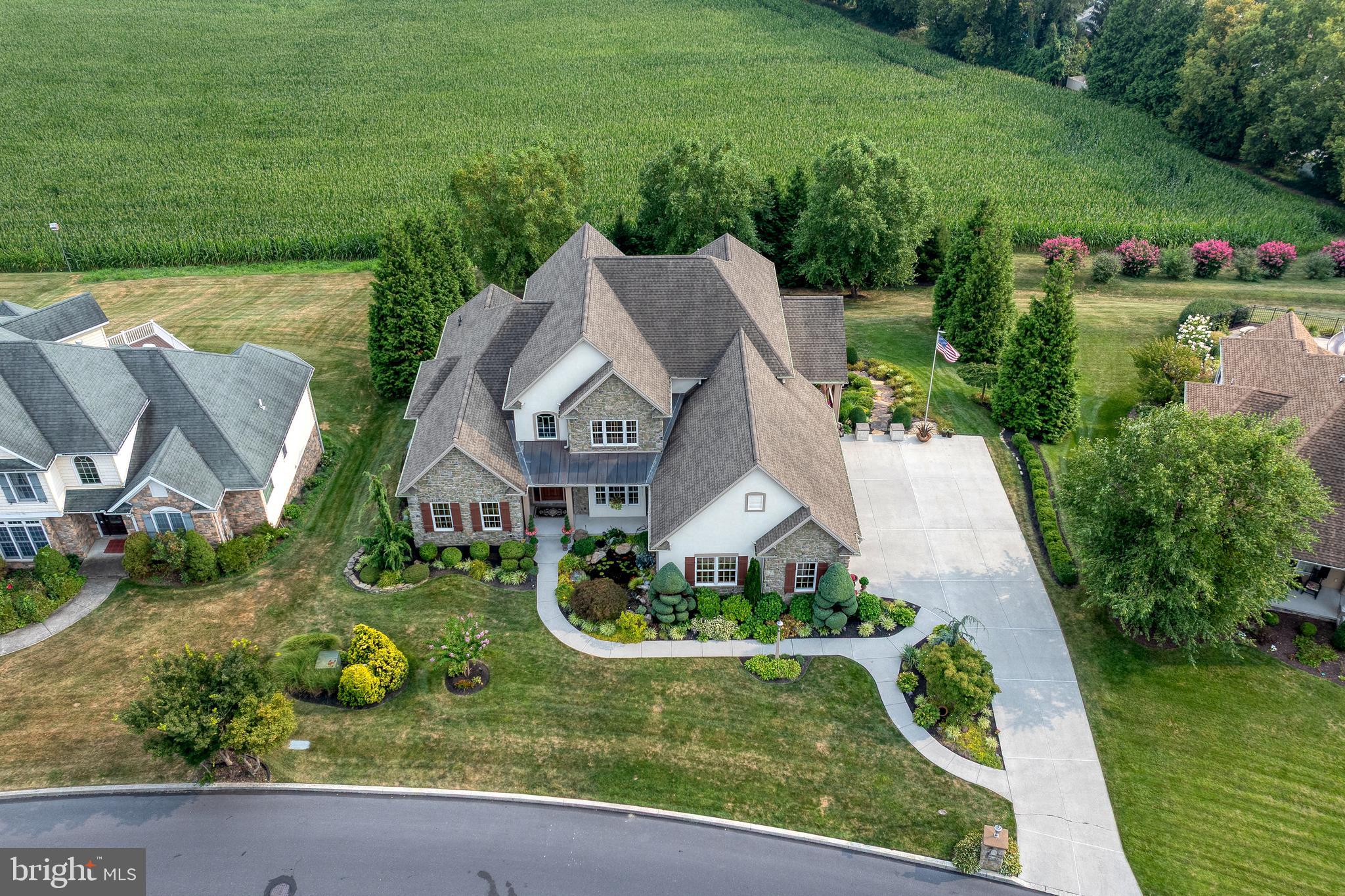 HAMPDEN SUMMIT - Residential