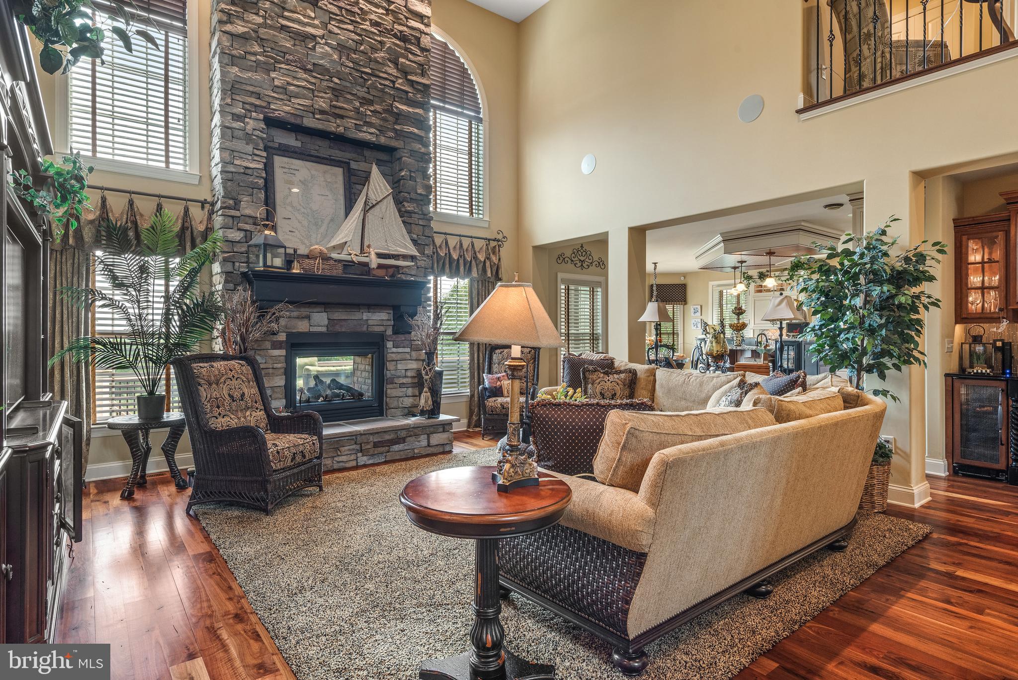 HAMPDEN SUMMIT - Residential