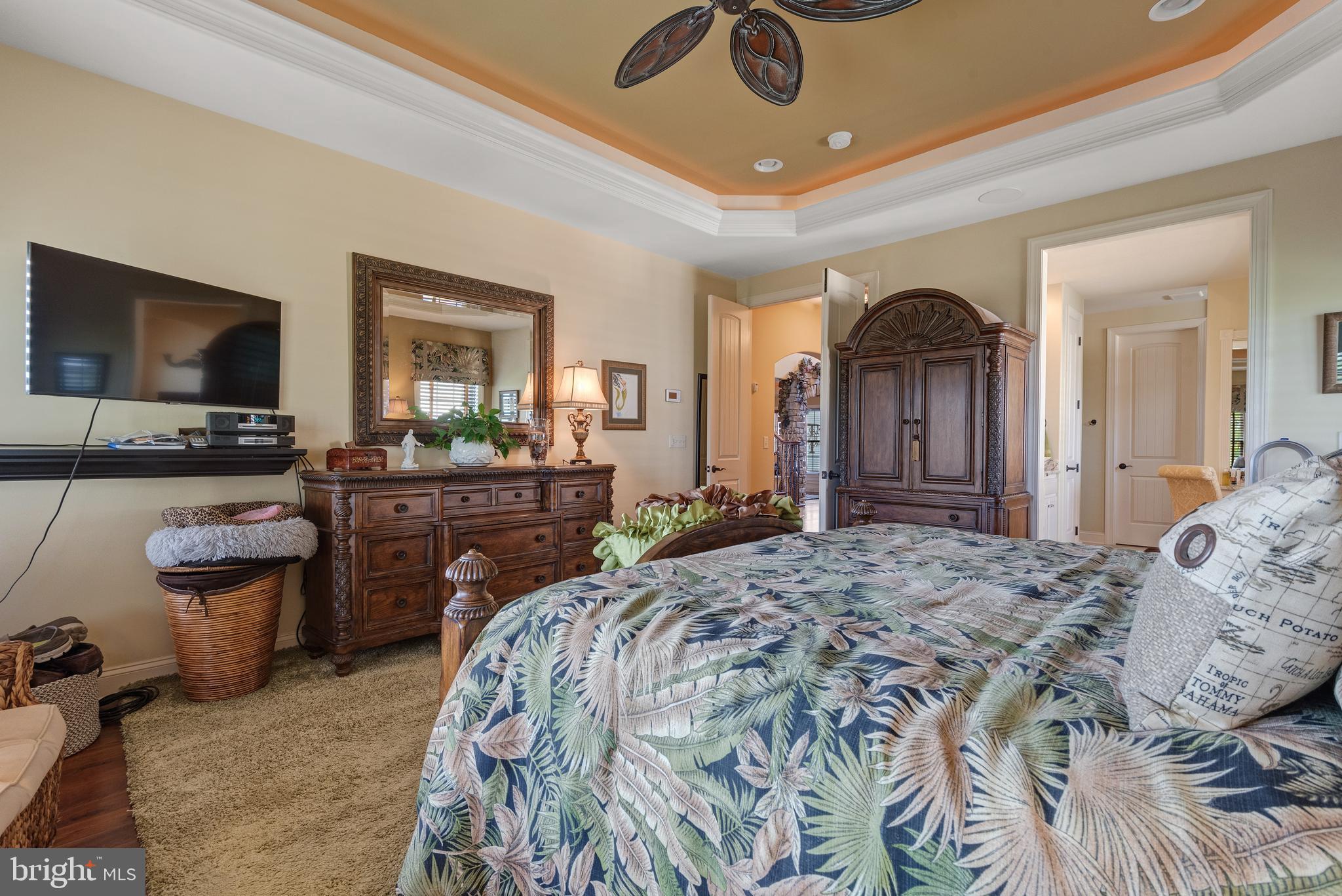 HAMPDEN SUMMIT - Residential