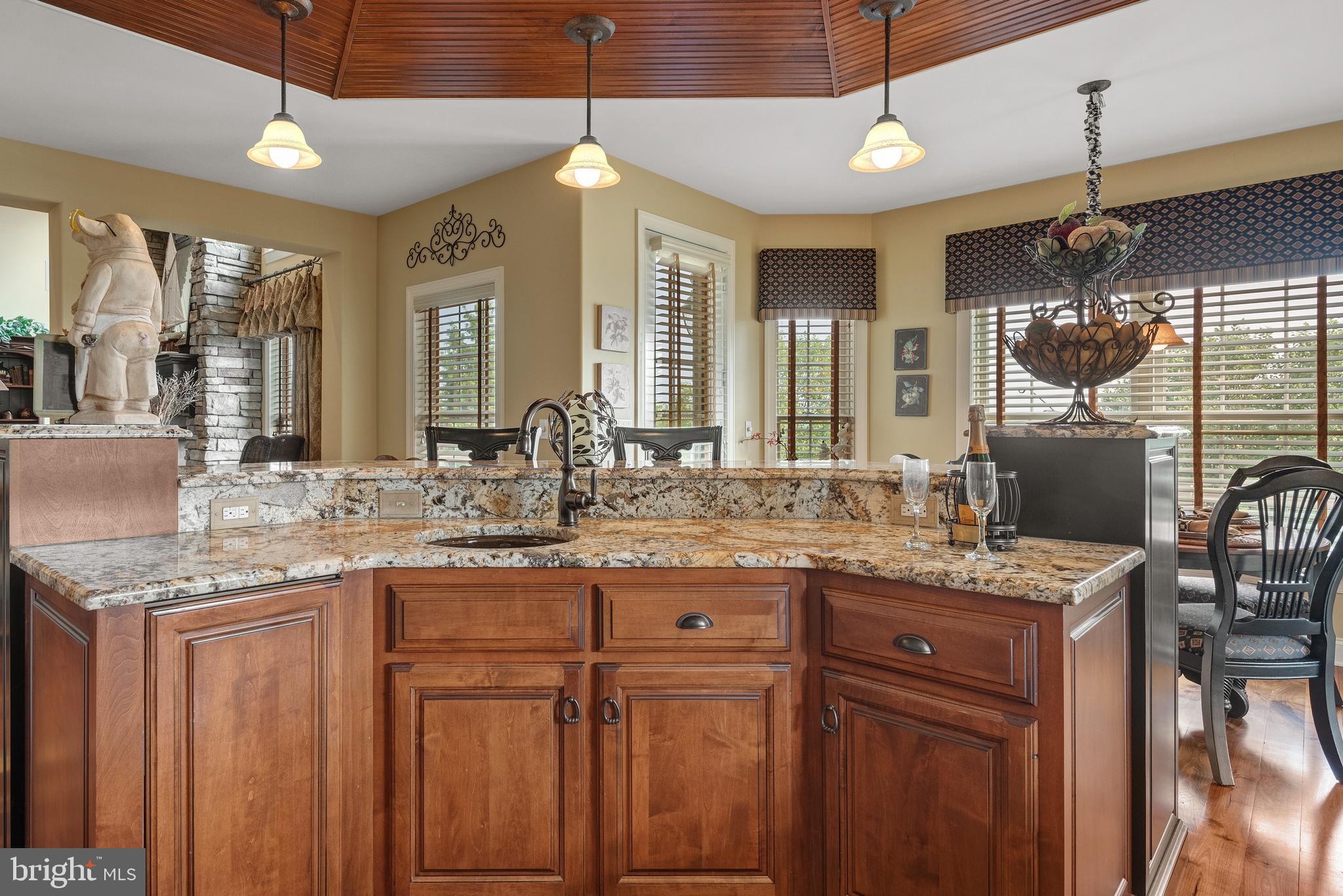 HAMPDEN SUMMIT - Residential