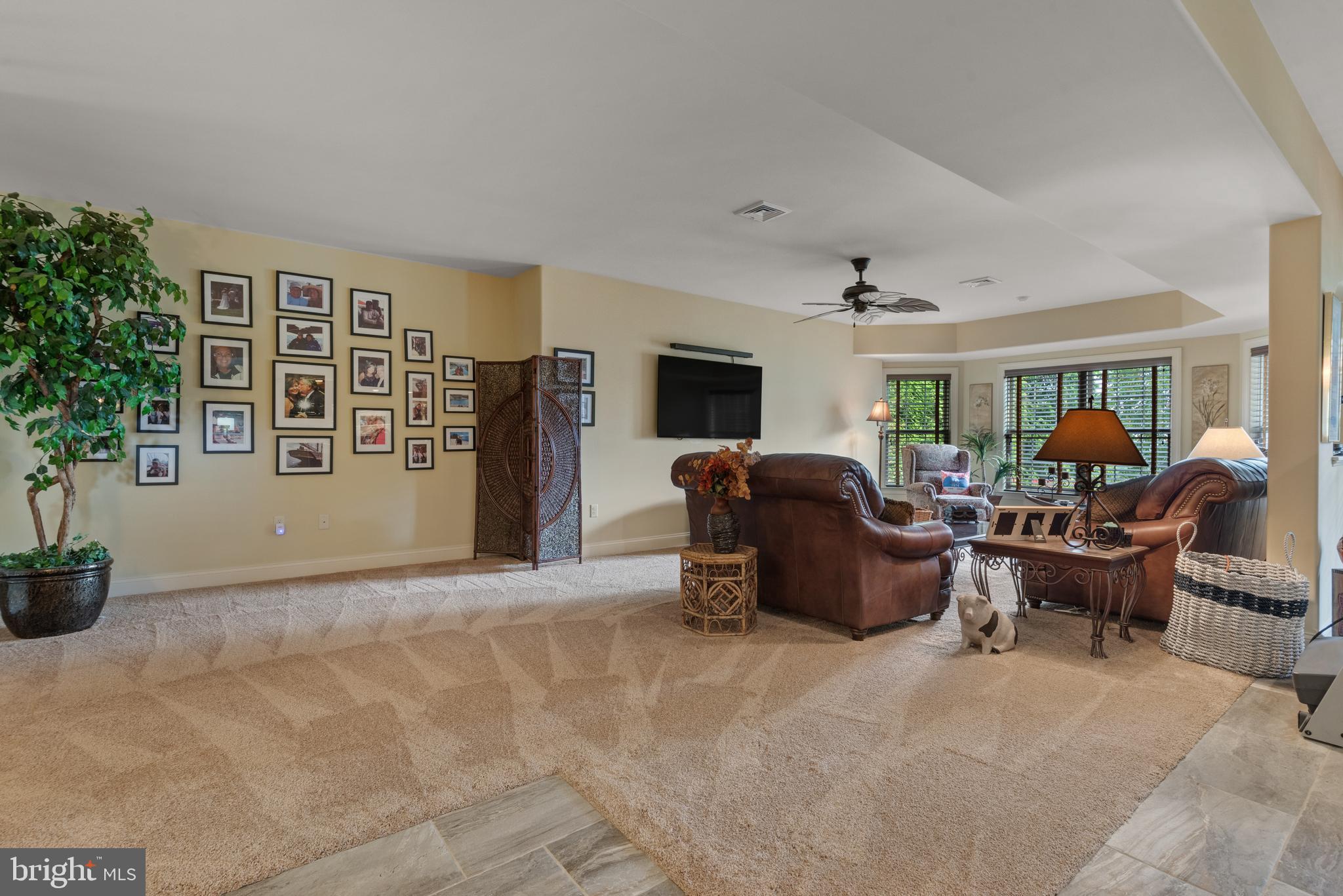 HAMPDEN SUMMIT - Residential