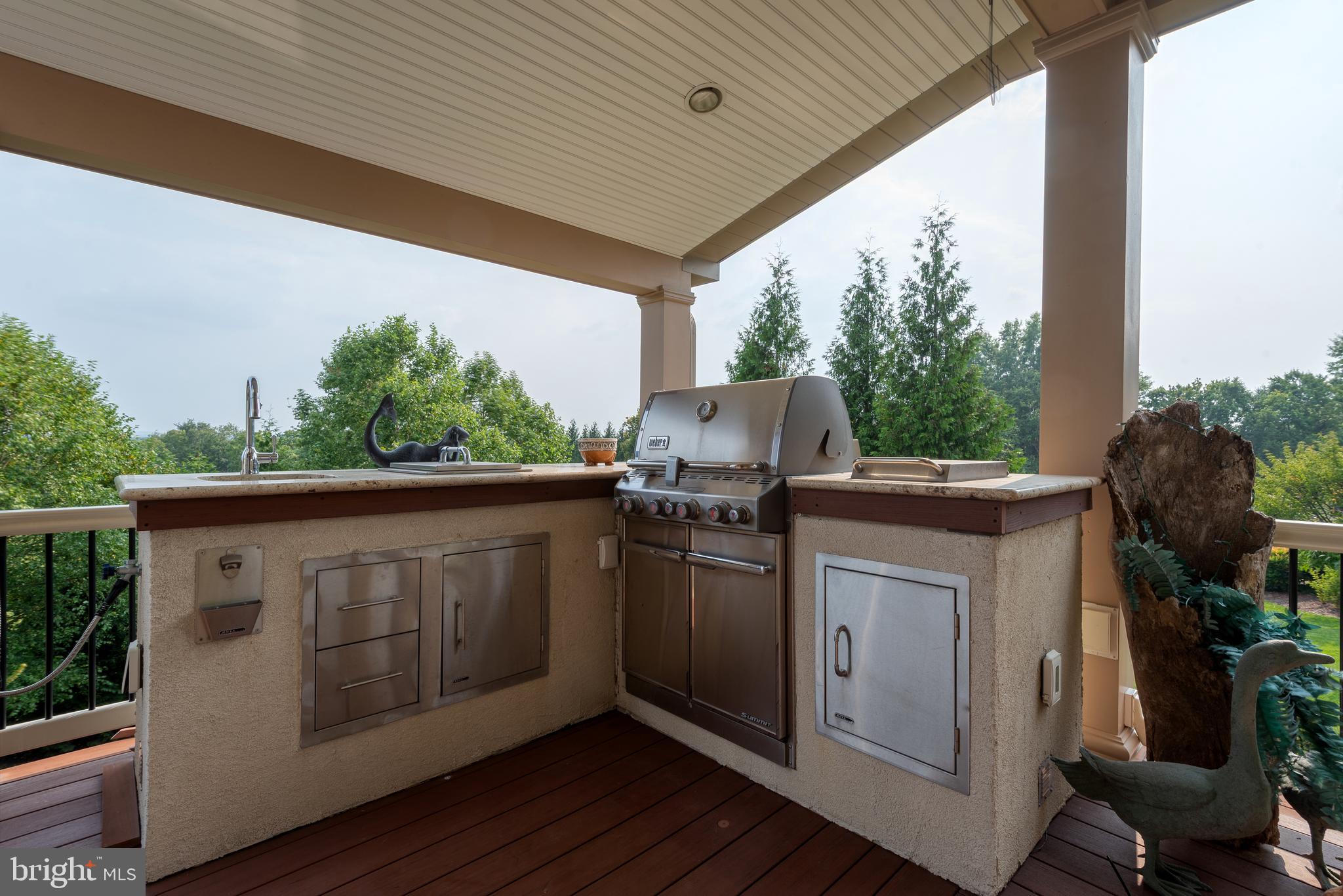 HAMPDEN SUMMIT - Residential