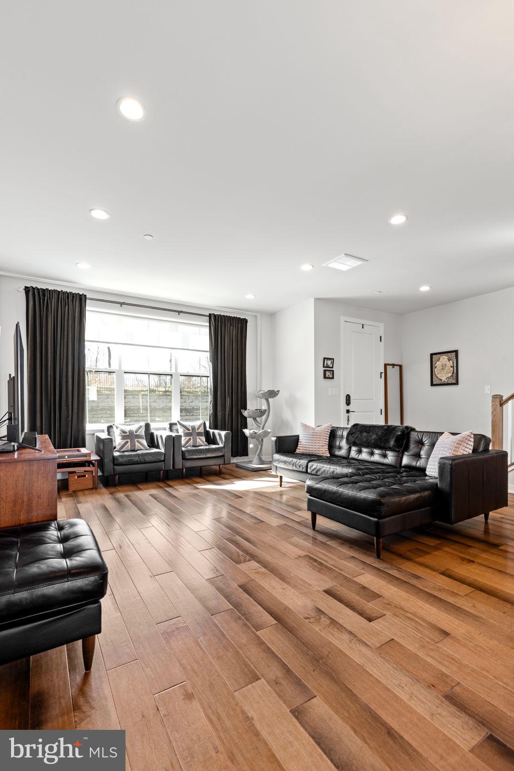 WEST CHESTER CROSSING - Residential