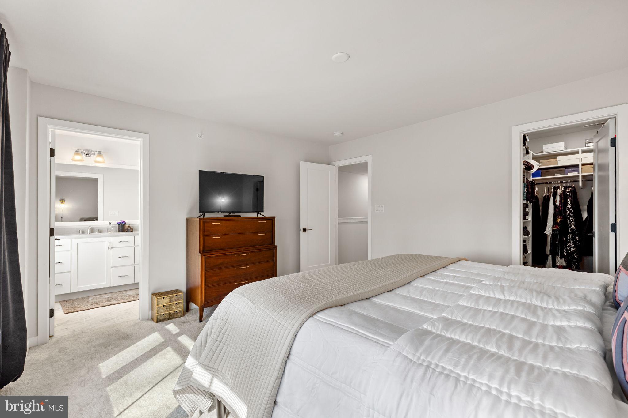 WEST CHESTER CROSSING - Residential