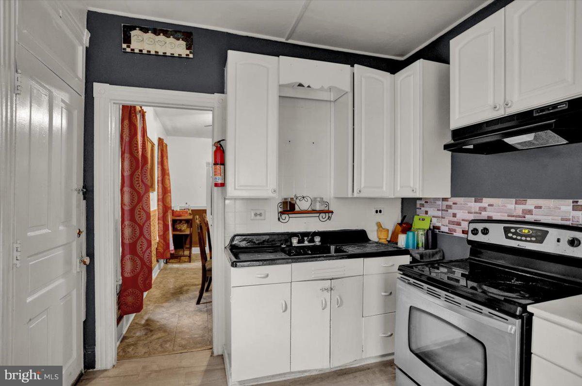 NORTHWEST READING - Residential