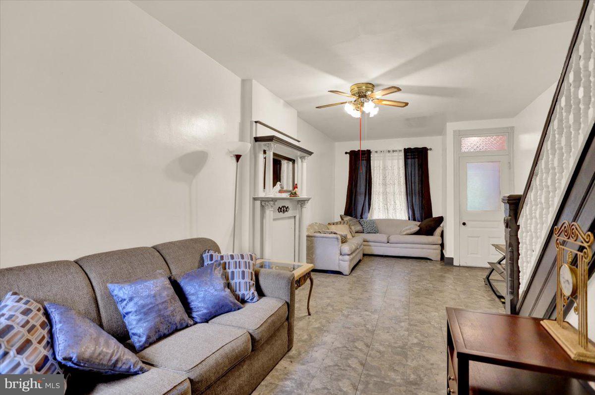 NORTHWEST READING - Residential