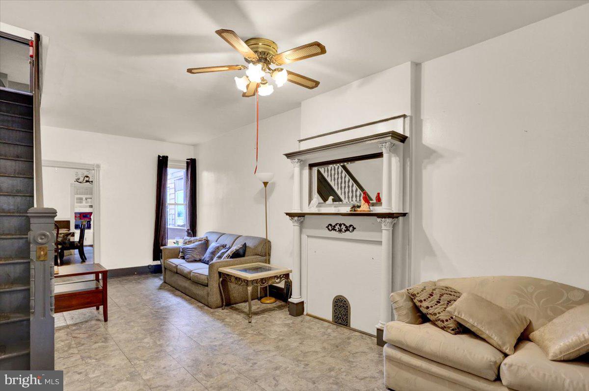 NORTHWEST READING - Residential