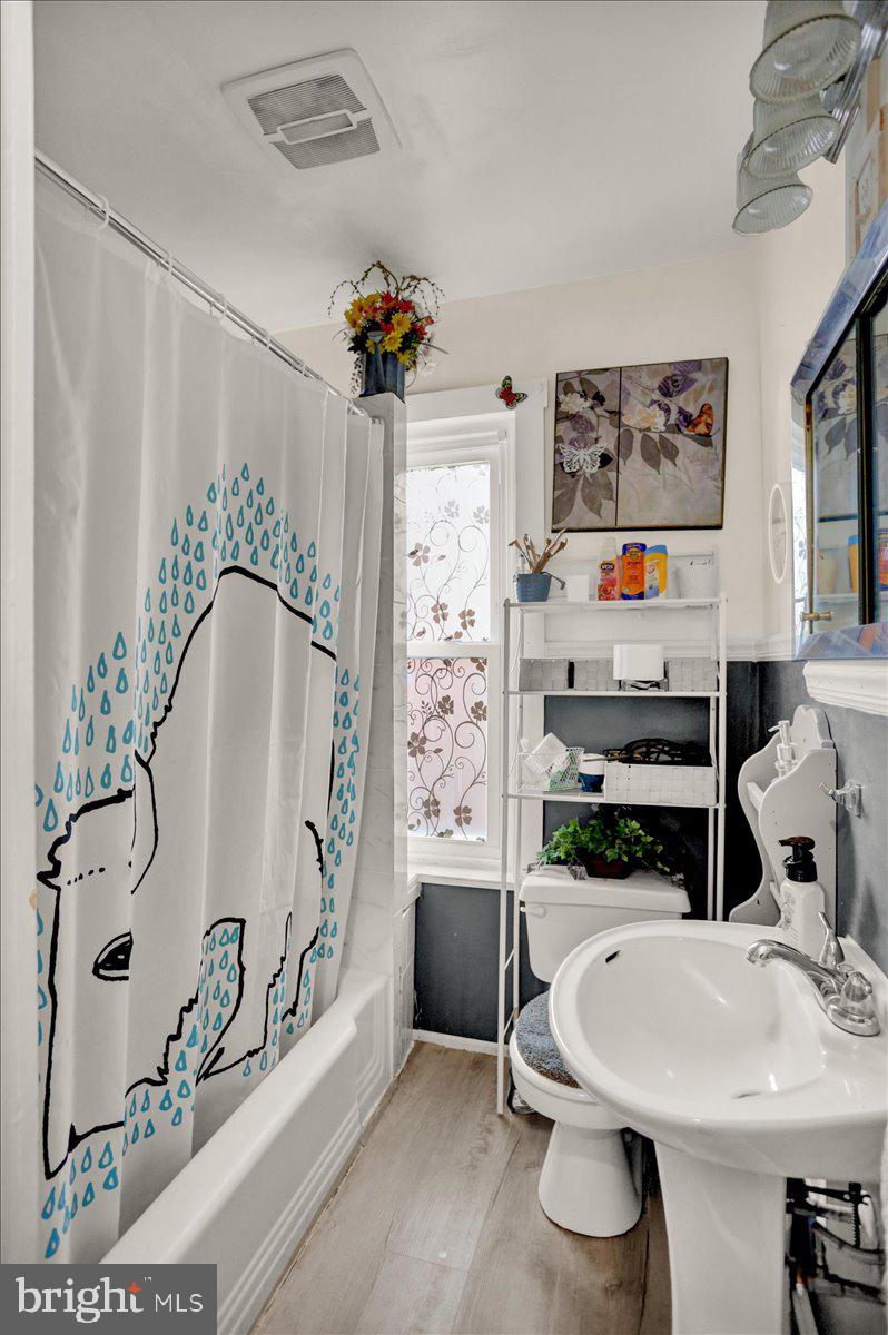 NORTHWEST READING - Residential