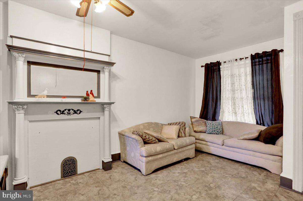 NORTHWEST READING - Residential