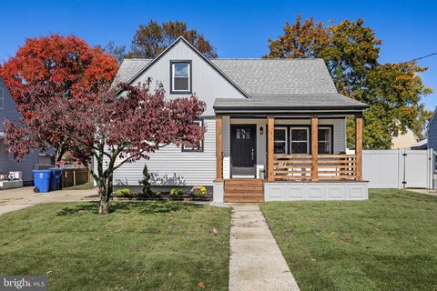 Photo of 7 Ridgley Street, MOUNT HOLLY, NJ 08060 (MLS # NJBL2098420) Photo of 7 Ridgley Street, MOUNT HOLLY, NJ 08060 (MLS # NJBL2098420)