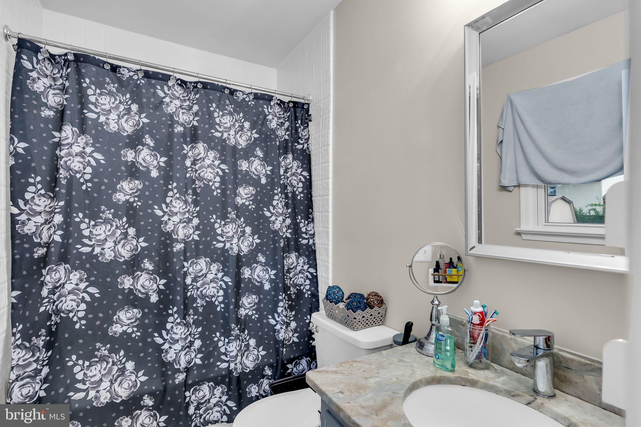 BELL AIR HEIGHTS - Residential