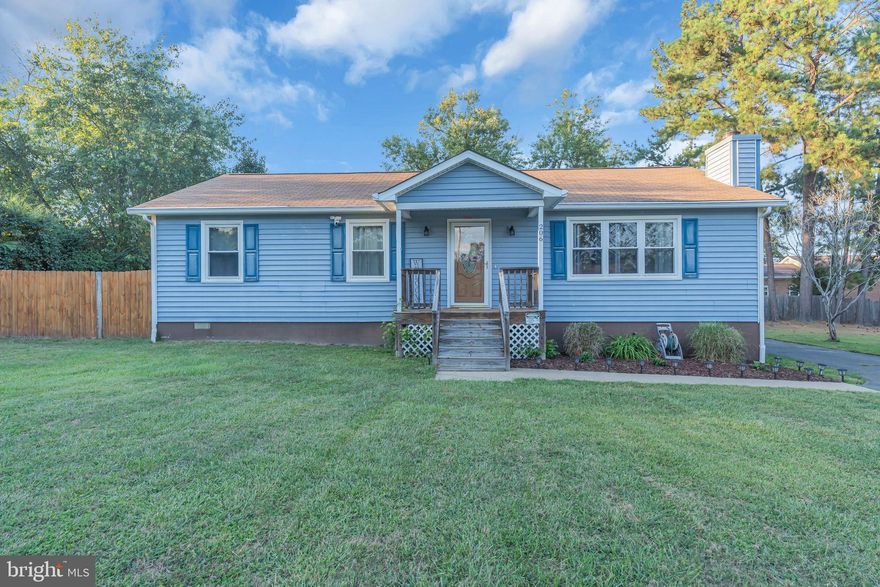 This 1 level property provides just the space you need for that "right-size" and the detached structure setting provides you some space to move about and enjoy the landscaping and views over the community open area rambler in Stafford School district!  NO HOA!! Flat lot with a Huge Driveway.

This 3 Bed and 2 bath with has a large eat in kitchen with stainless steel appliances.  This home features a beautiful living room with hardwood floors and a fireplace. Location is Everything! This home is located on a quiet street near Leeland Commuter Station. You are only minutes from downtown Fredericksburg and super close to schools.

Seller needs HOC. Seller prefers Versatile Title & Escrow for closing.