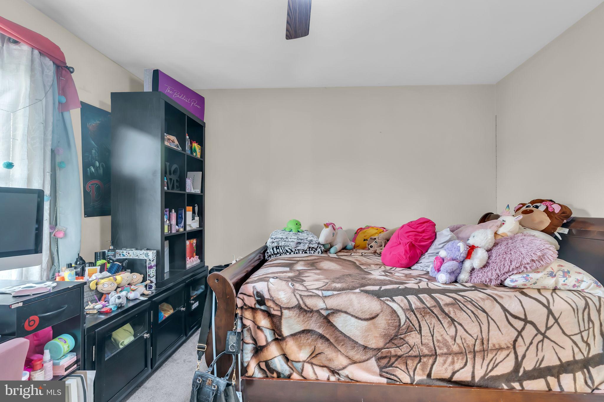 BELL AIR HEIGHTS - Residential