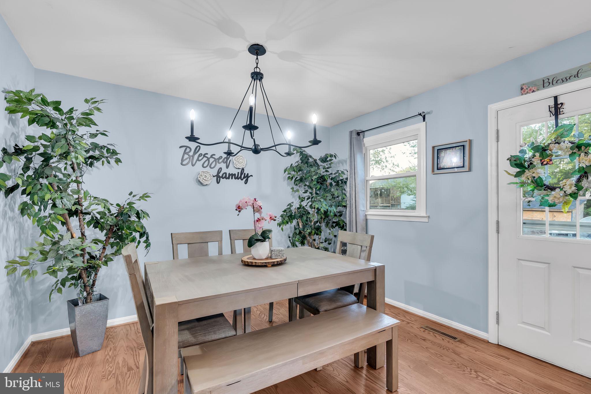 BELL AIR HEIGHTS - Residential