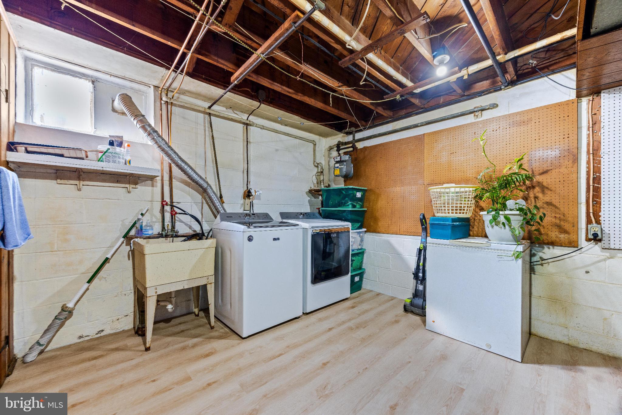 EASTFIELD - Residential