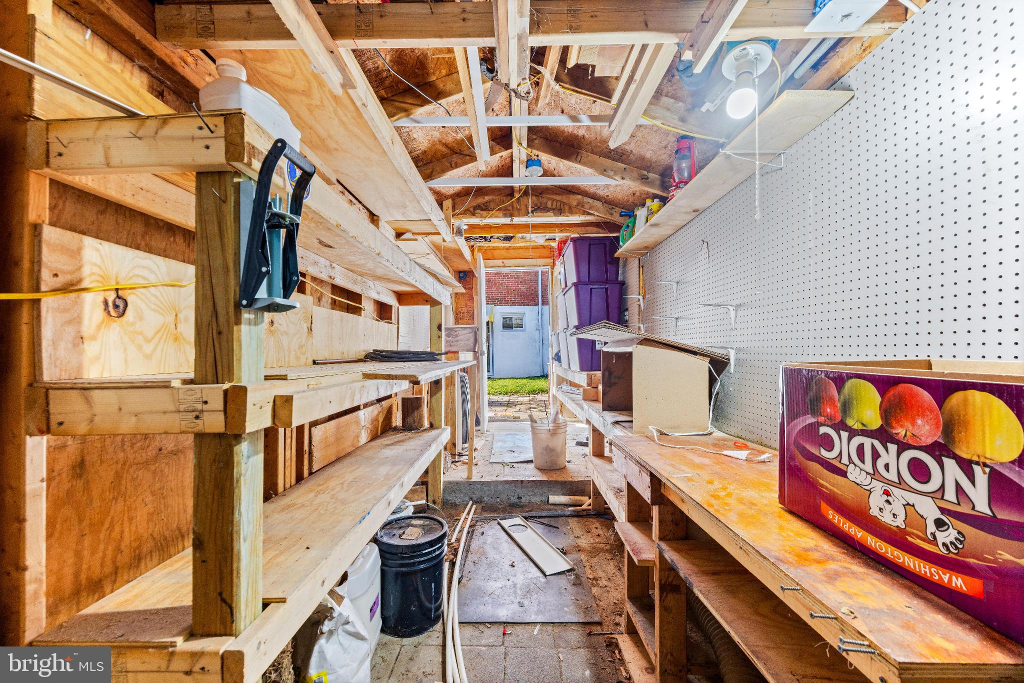 EASTFIELD - Residential