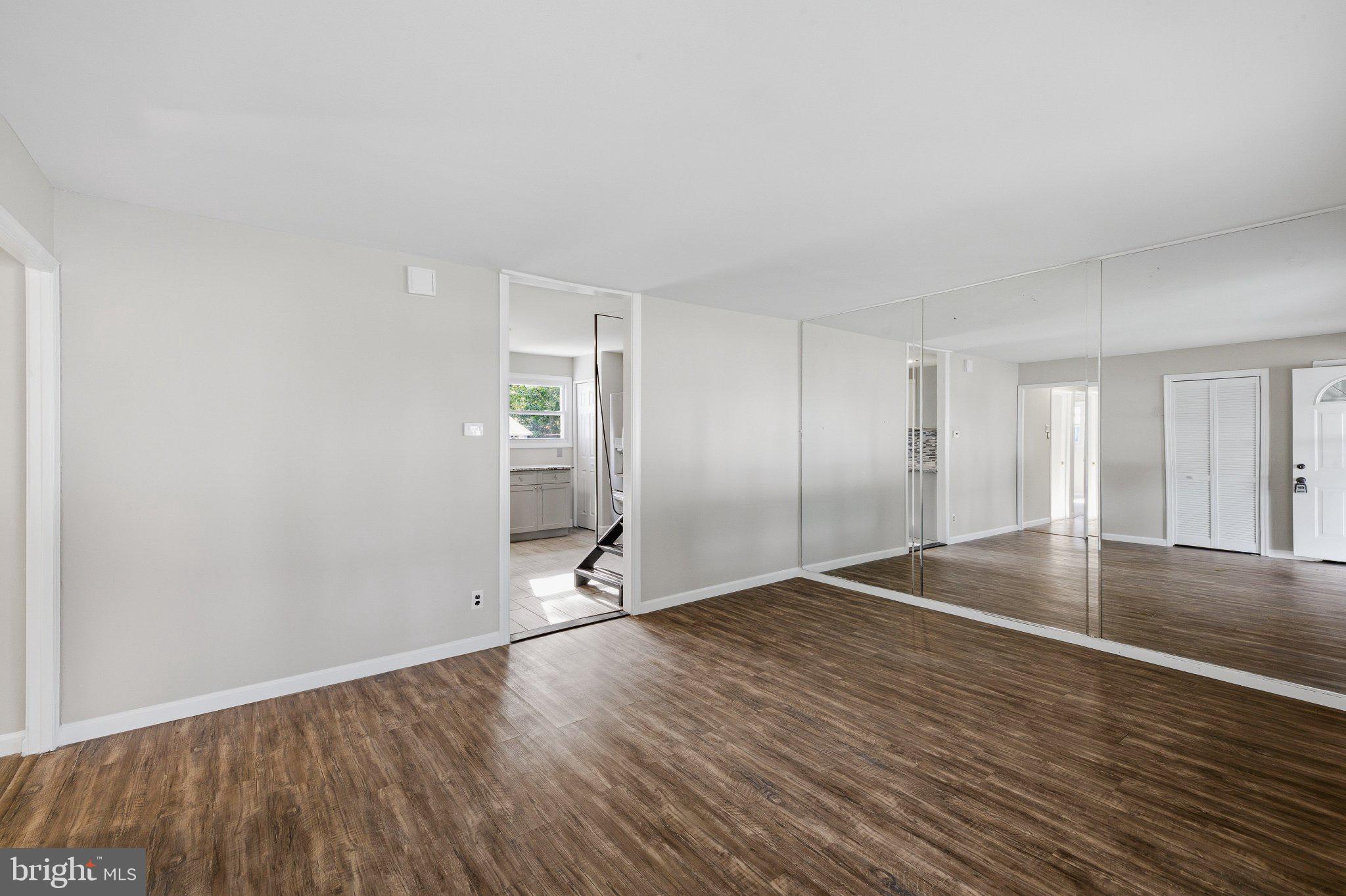 1303 CLEARBROOK AVENUE