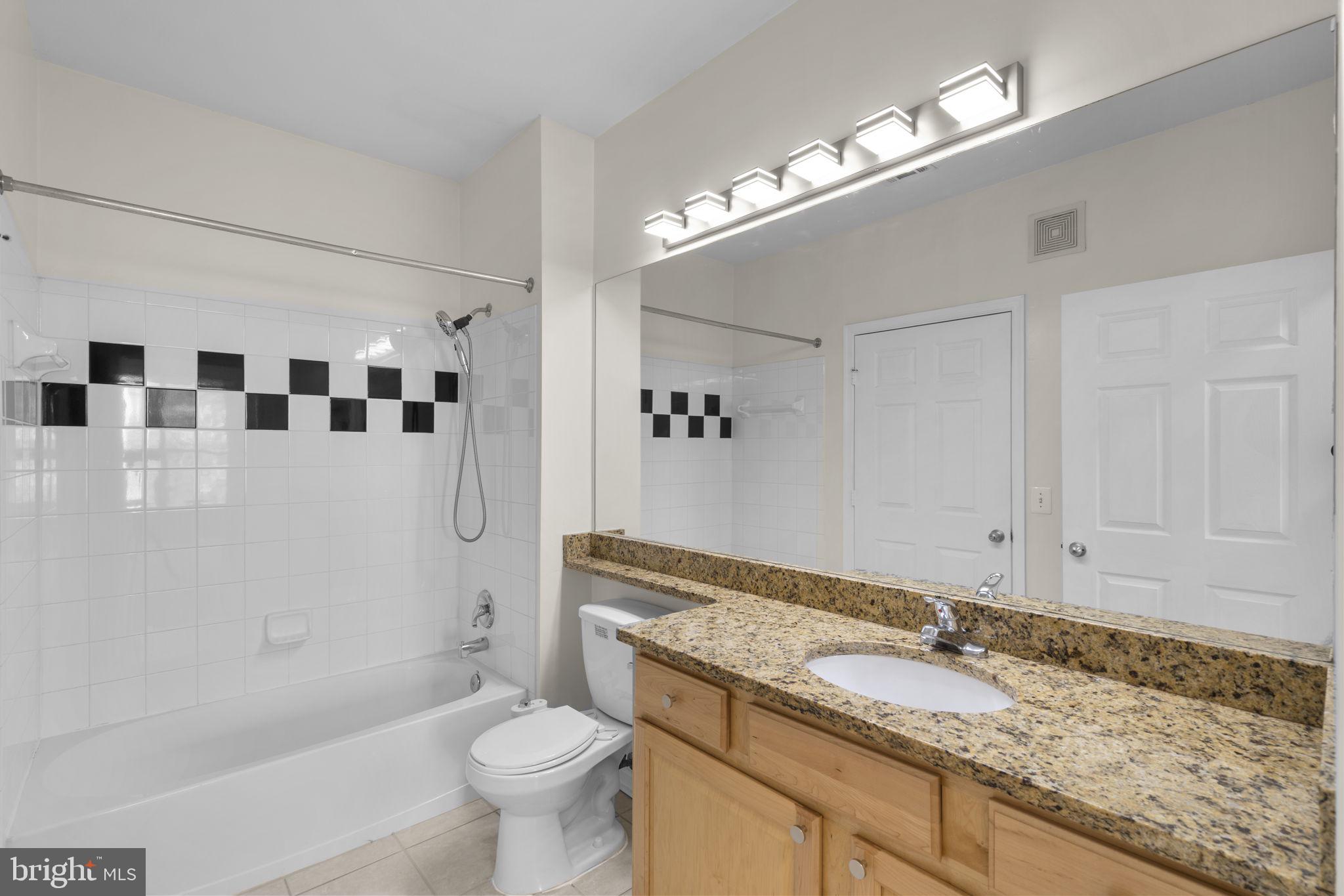 VIENNA METRO - Residential