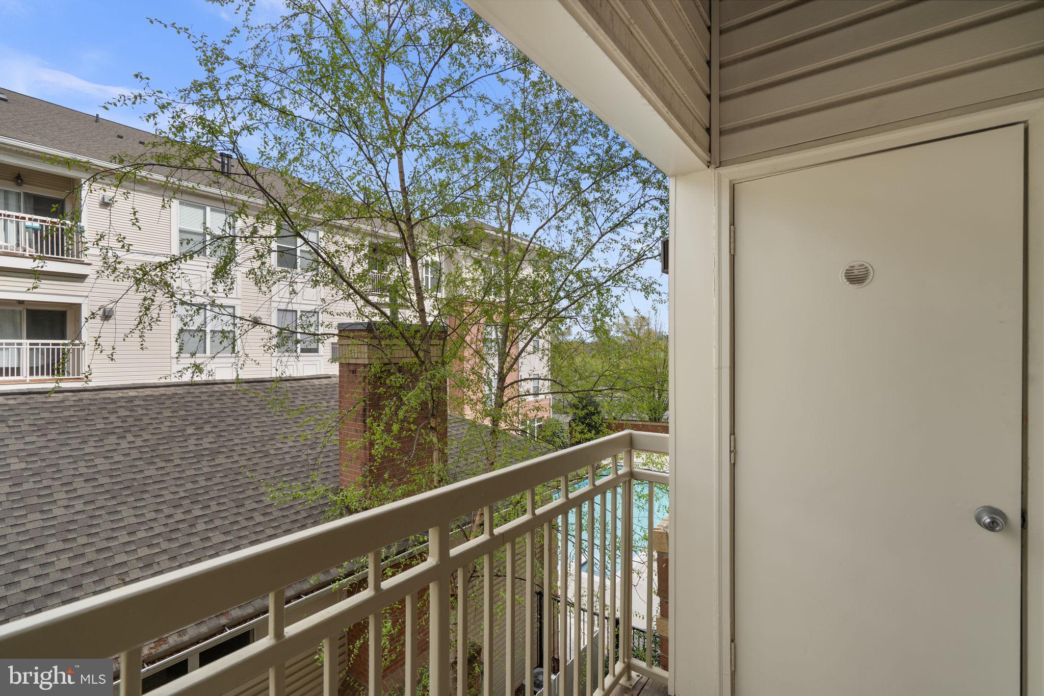 VIENNA METRO - Residential