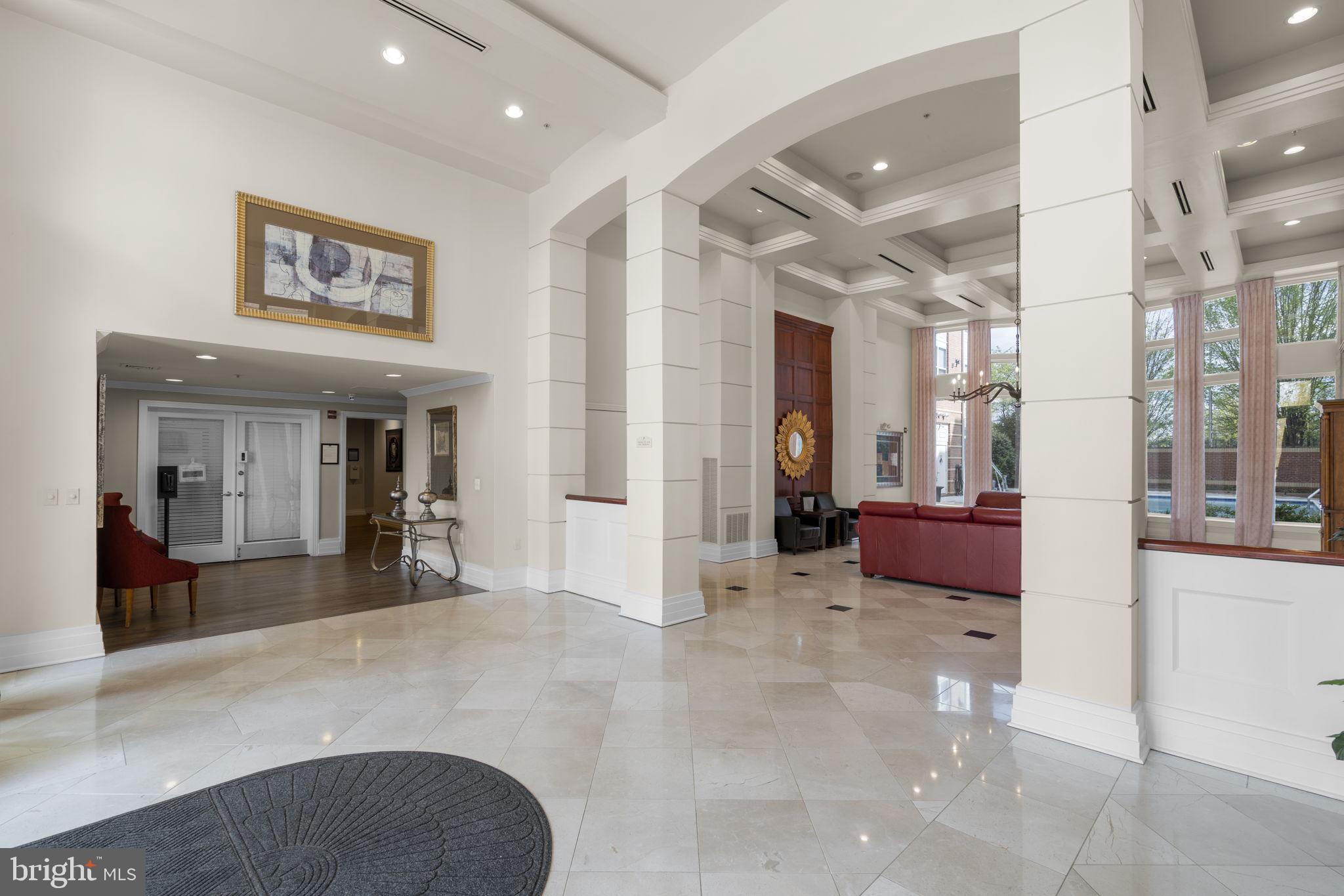 VIENNA METRO - Residential