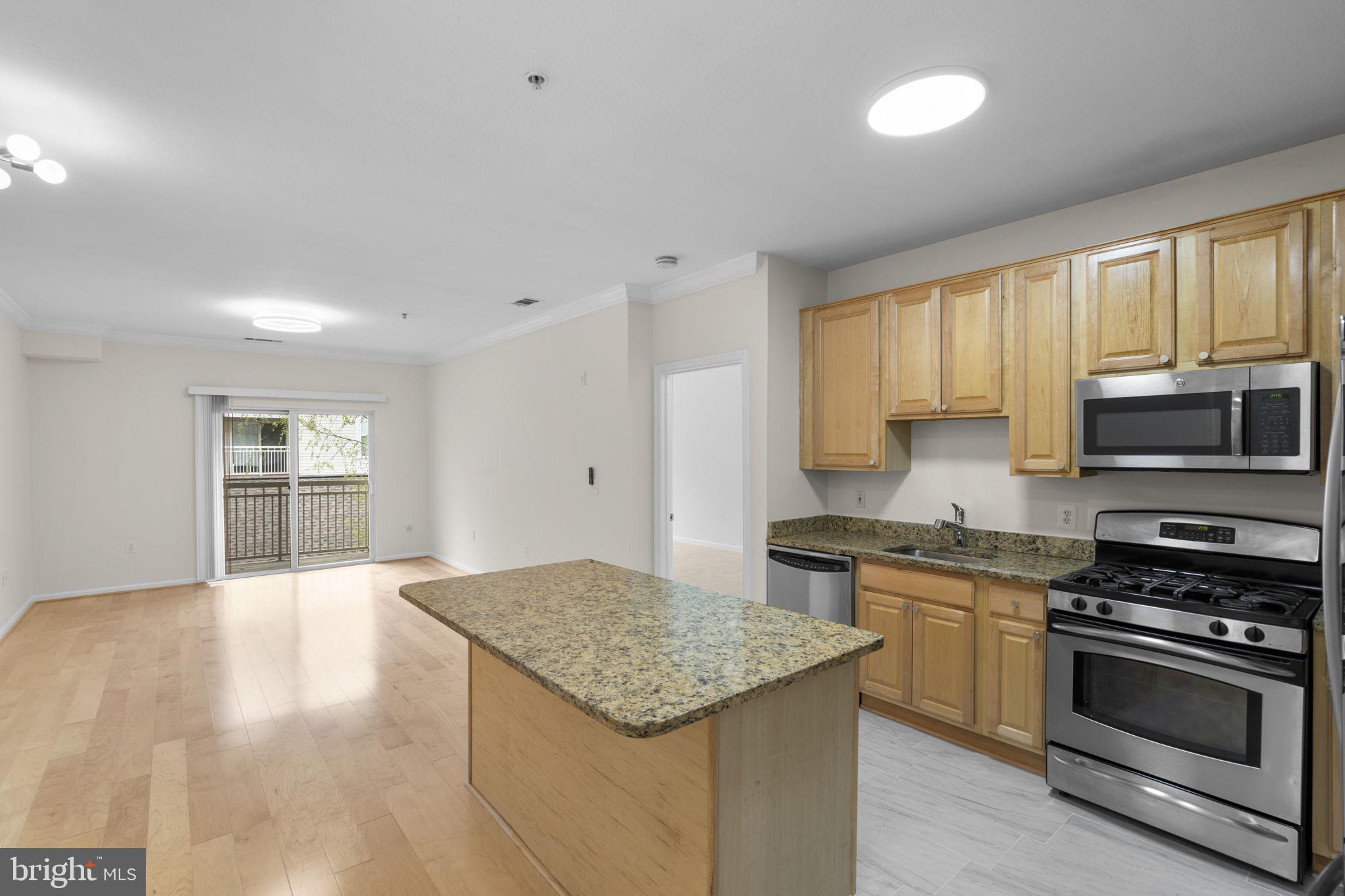 VIENNA METRO - Residential