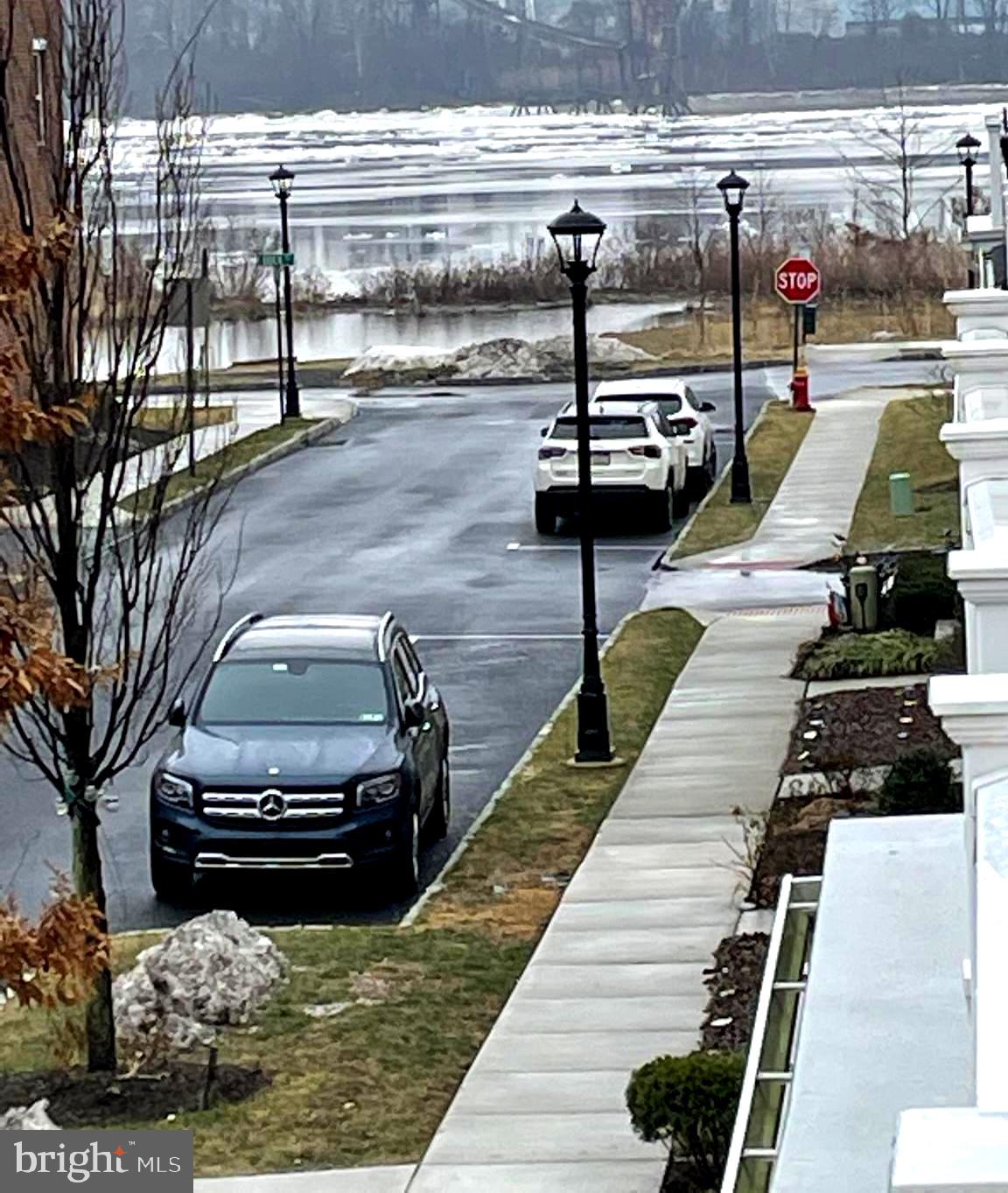 WATERSIDE - Residential Lease