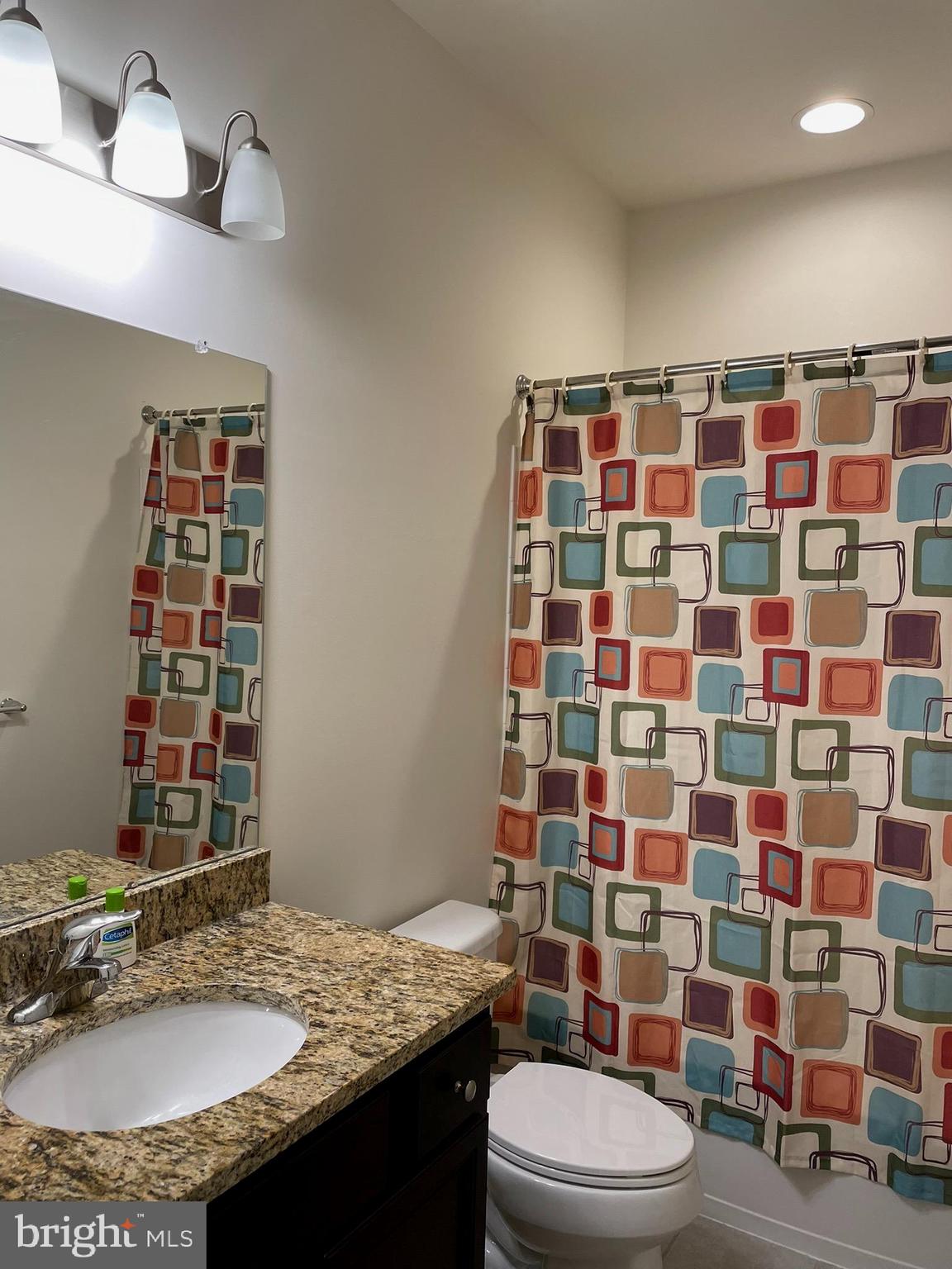 WATERSIDE - Residential Lease