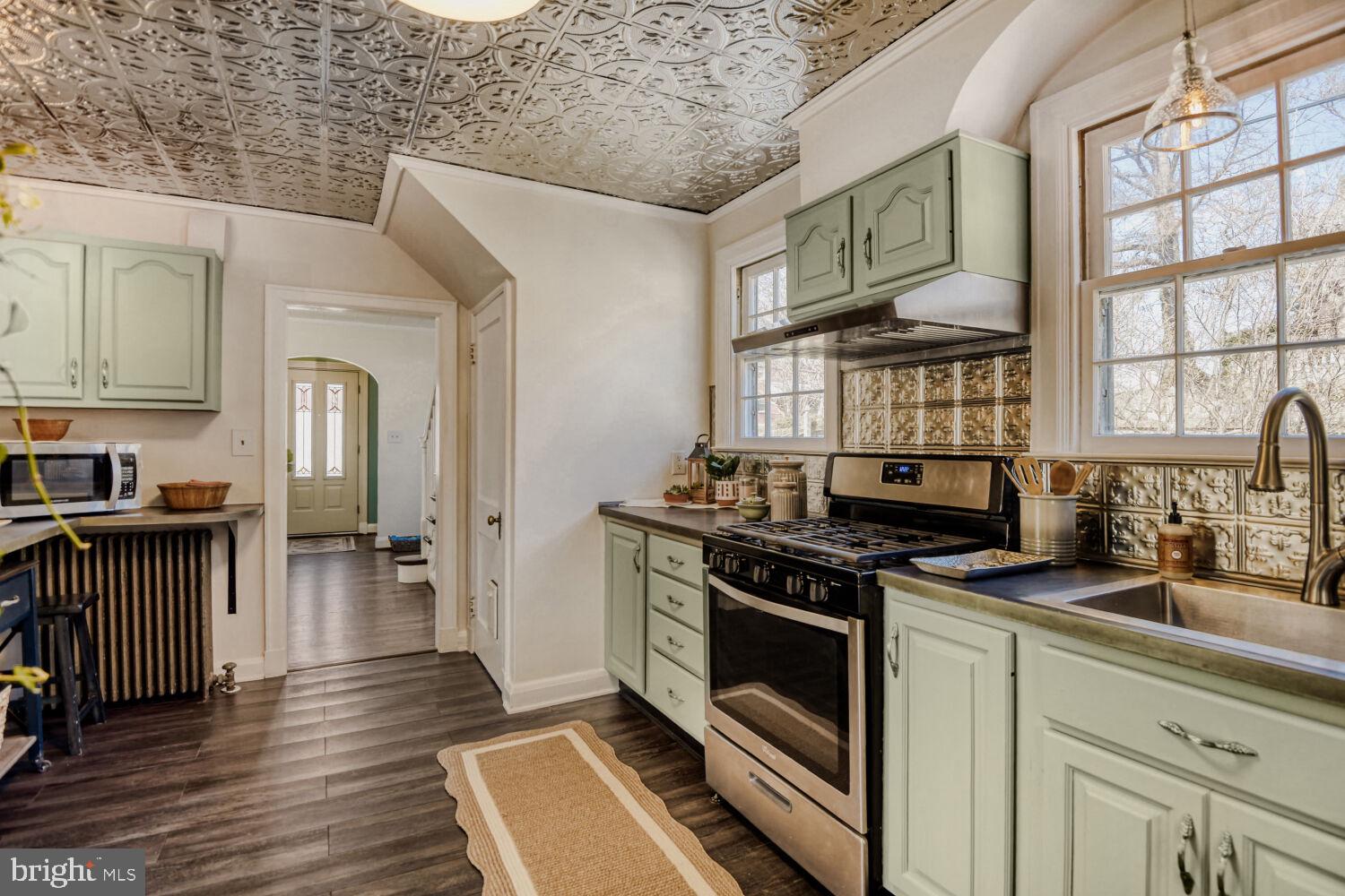 HAMILTON HEIGHTS - Residential