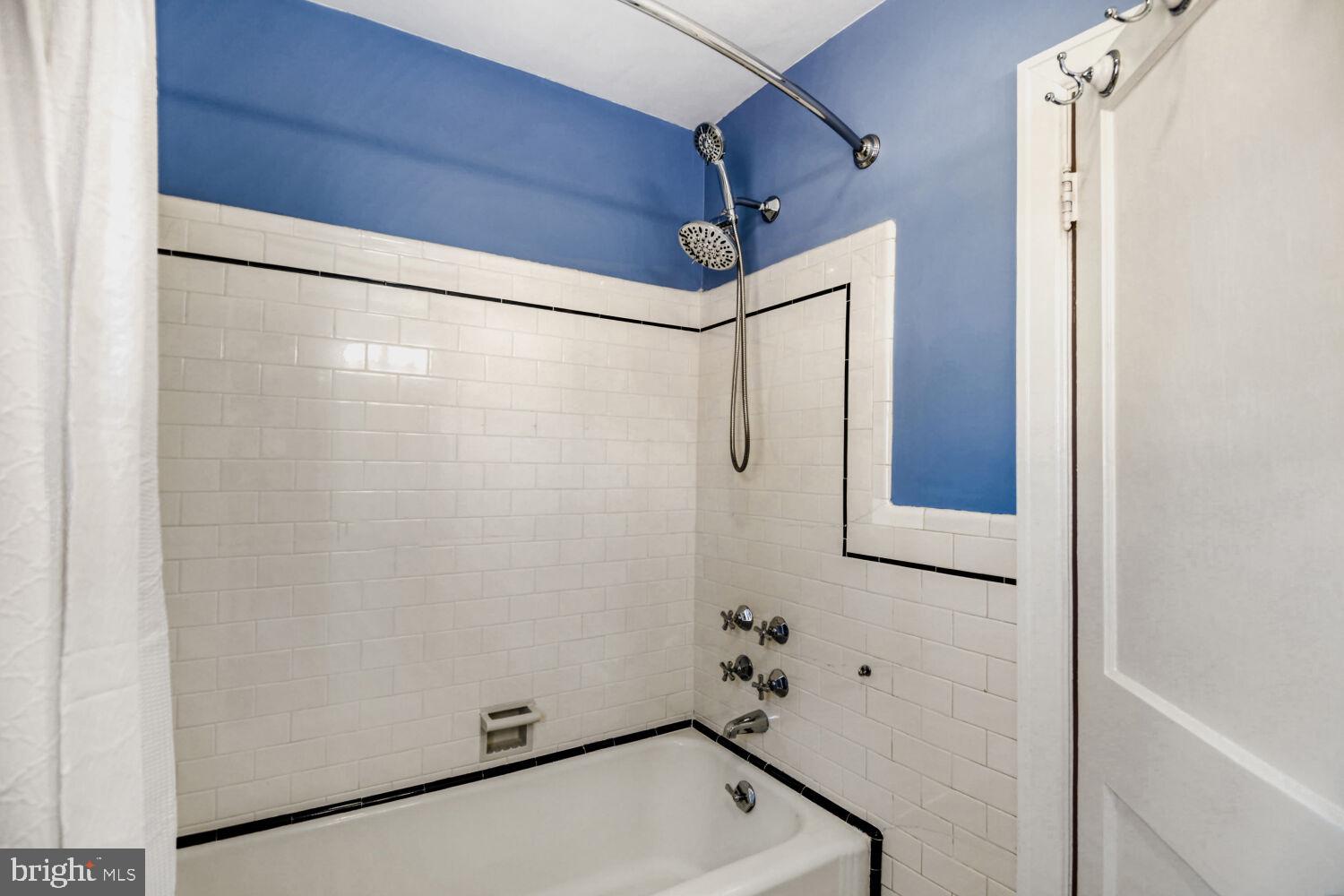 HAMILTON HEIGHTS - Residential