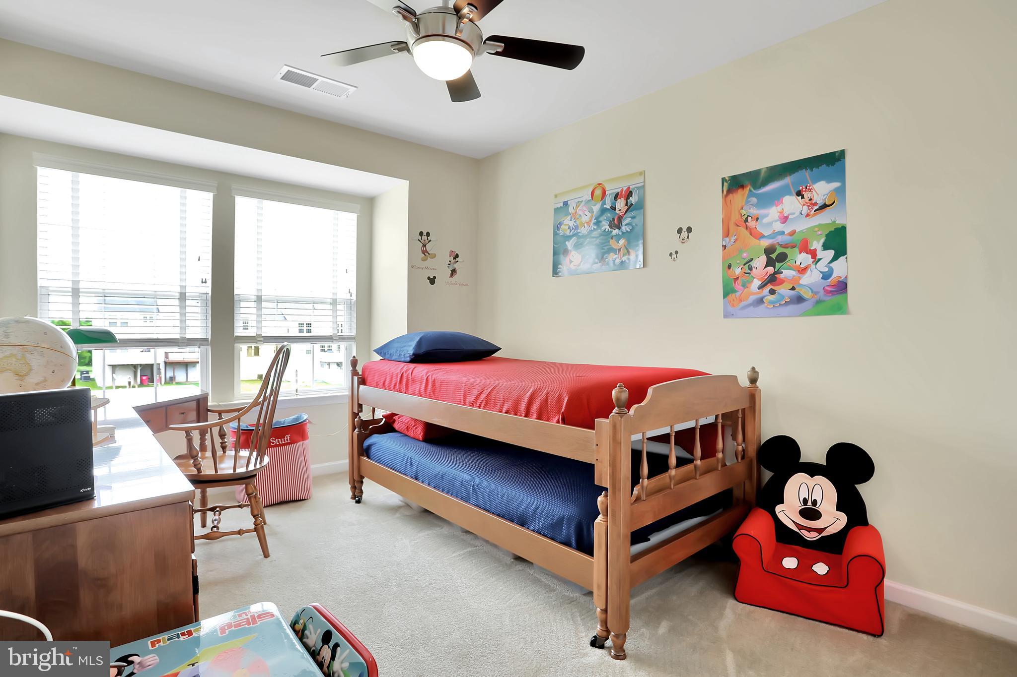 LAKELAND PLACE - Residential