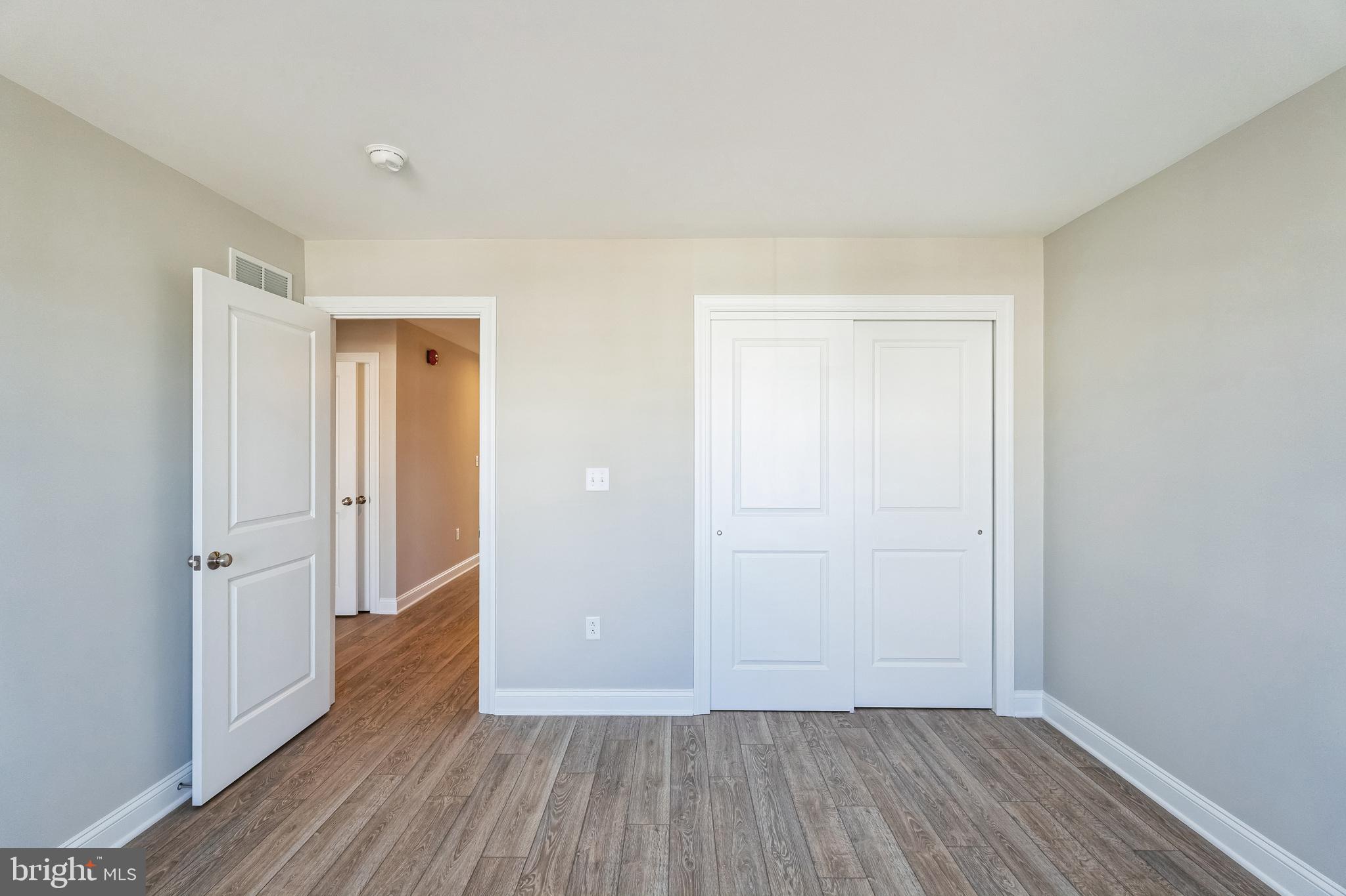 IRONWOOD - Residential Lease