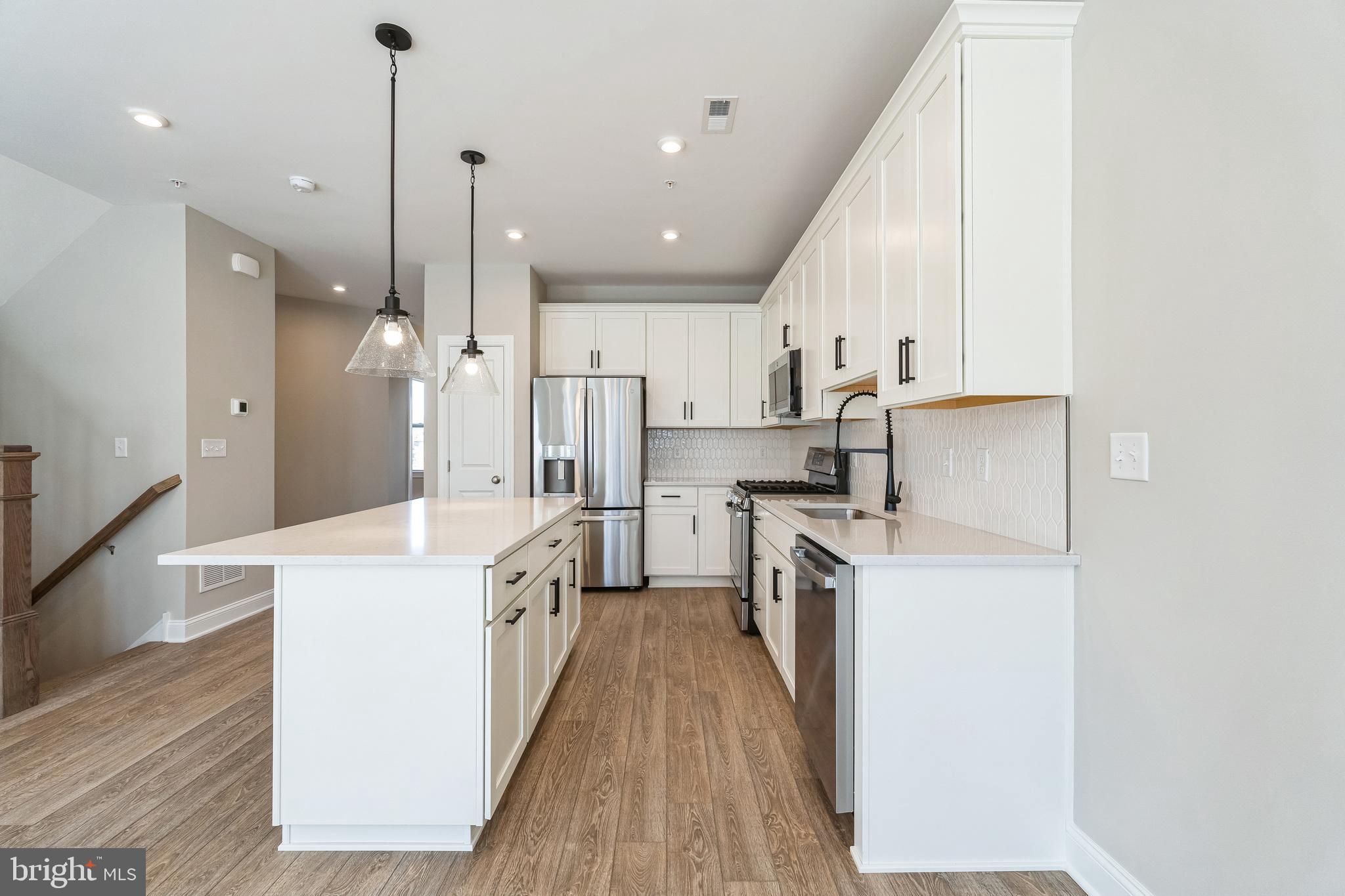 IRONWOOD - Residential Lease