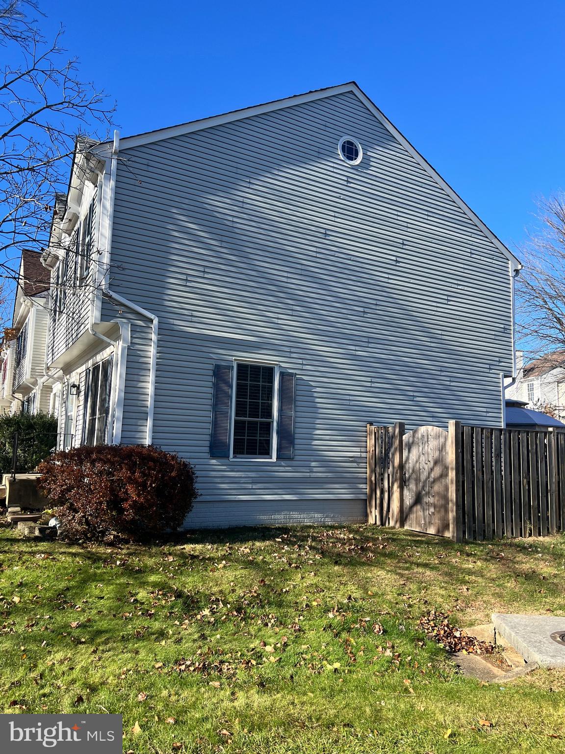 POTOMAC CROSSING - Residential