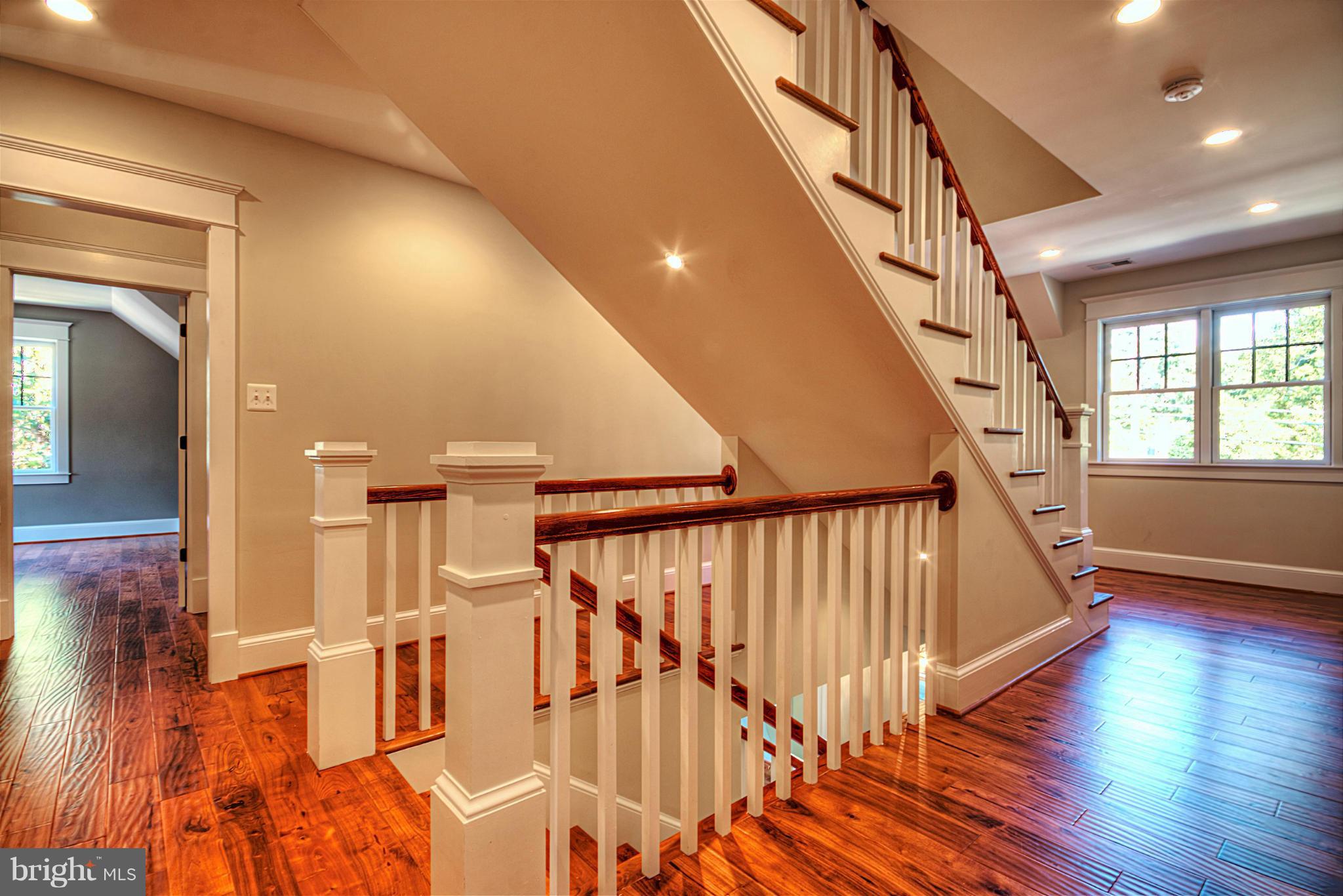 WOODMONT - Residential