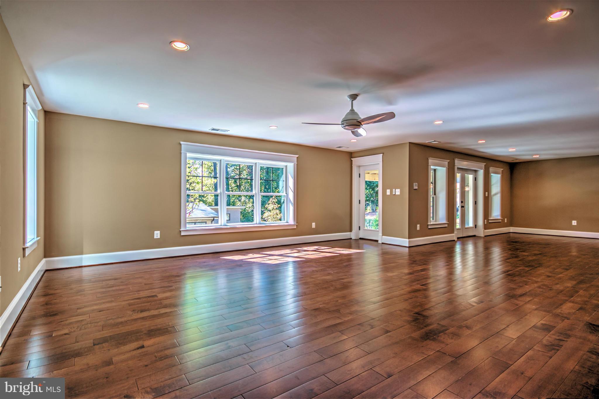 WOODMONT - Residential