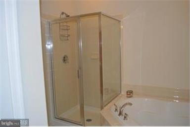 POTOMAC CLUB - Residential Lease