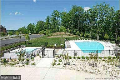 POTOMAC CLUB - Residential Lease