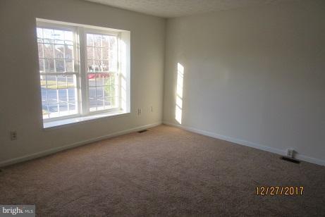 ROBIN MEADOWS - Residential