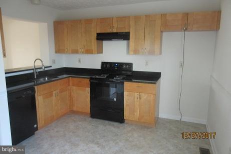 ROBIN MEADOWS - Residential