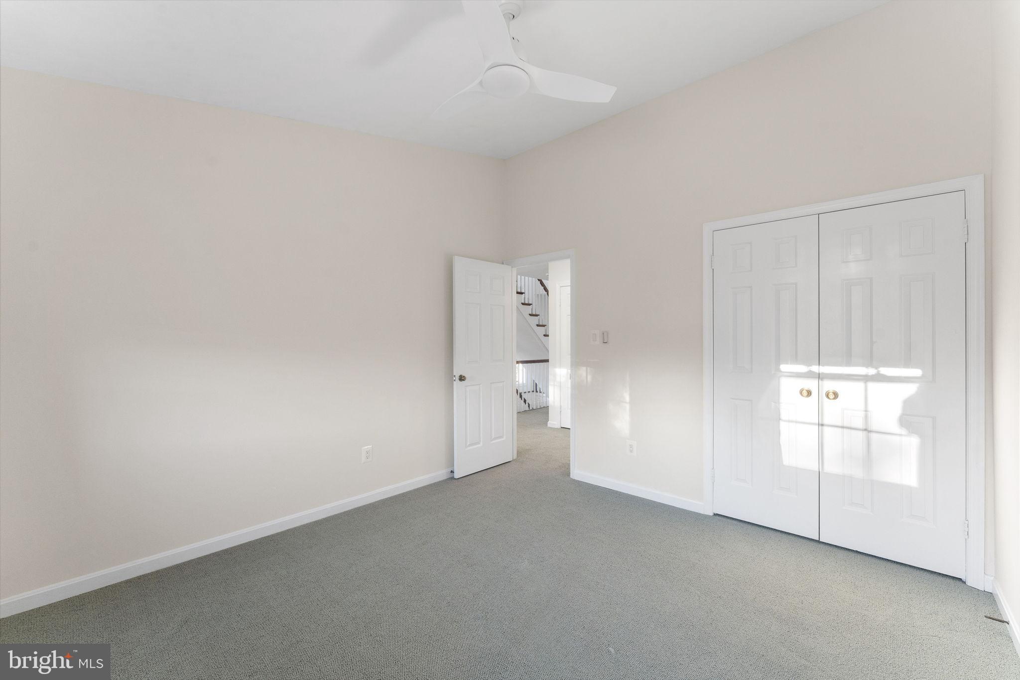 MADISON OF MCLEAN - Residential