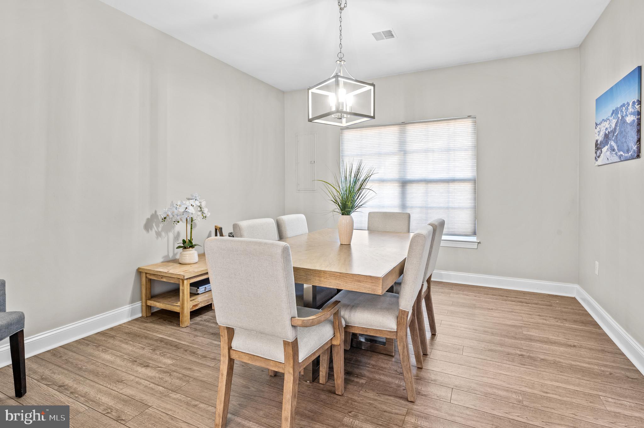 THE VILLAS - Residential Lease