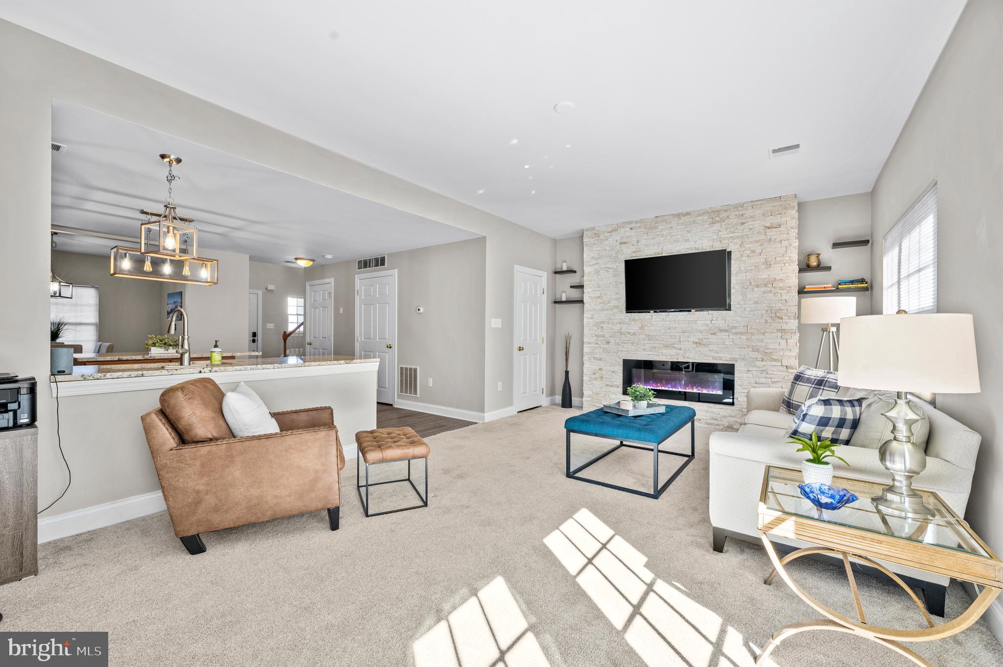 THE VILLAS - Residential Lease