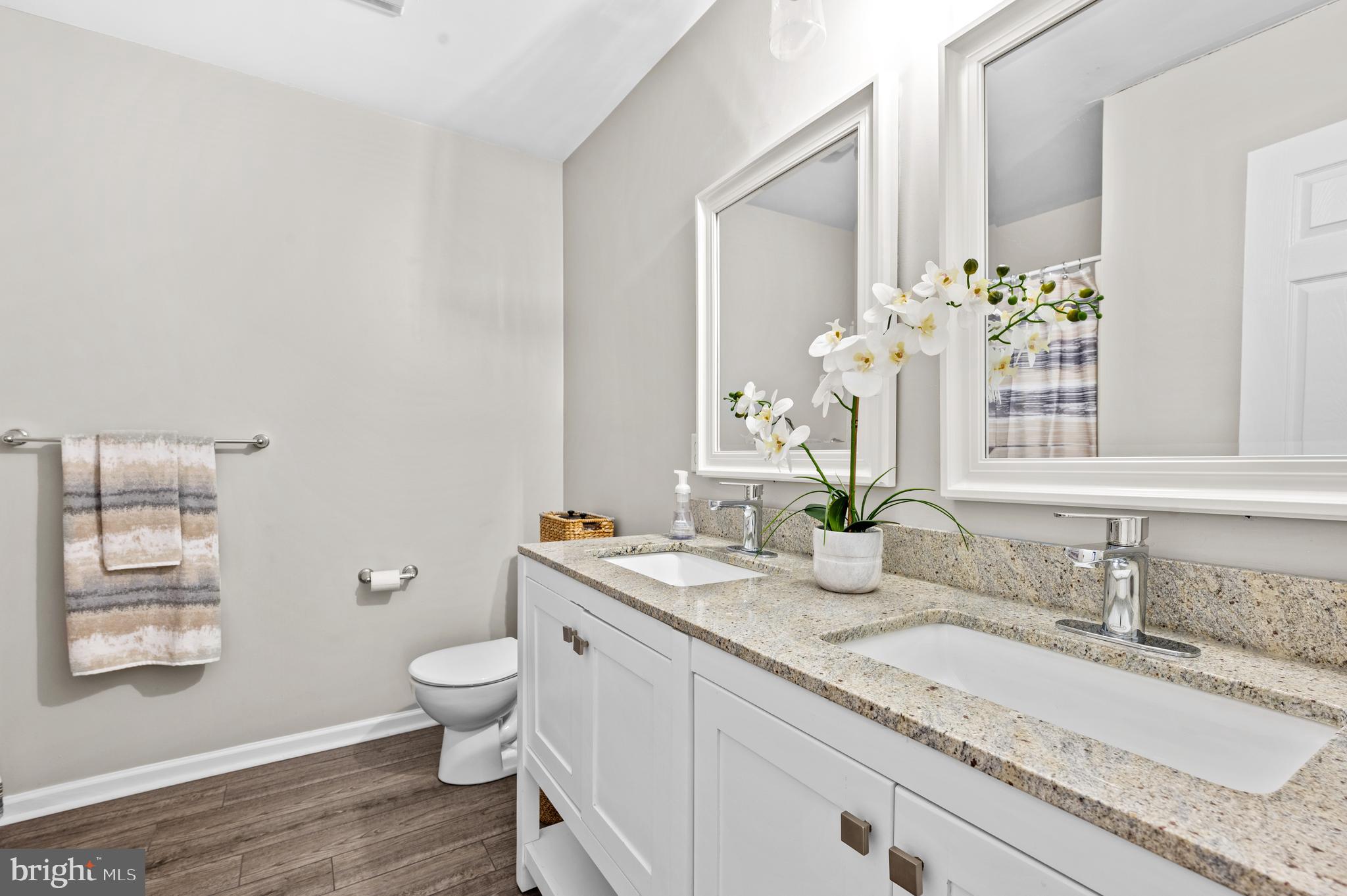 THE VILLAS - Residential Lease