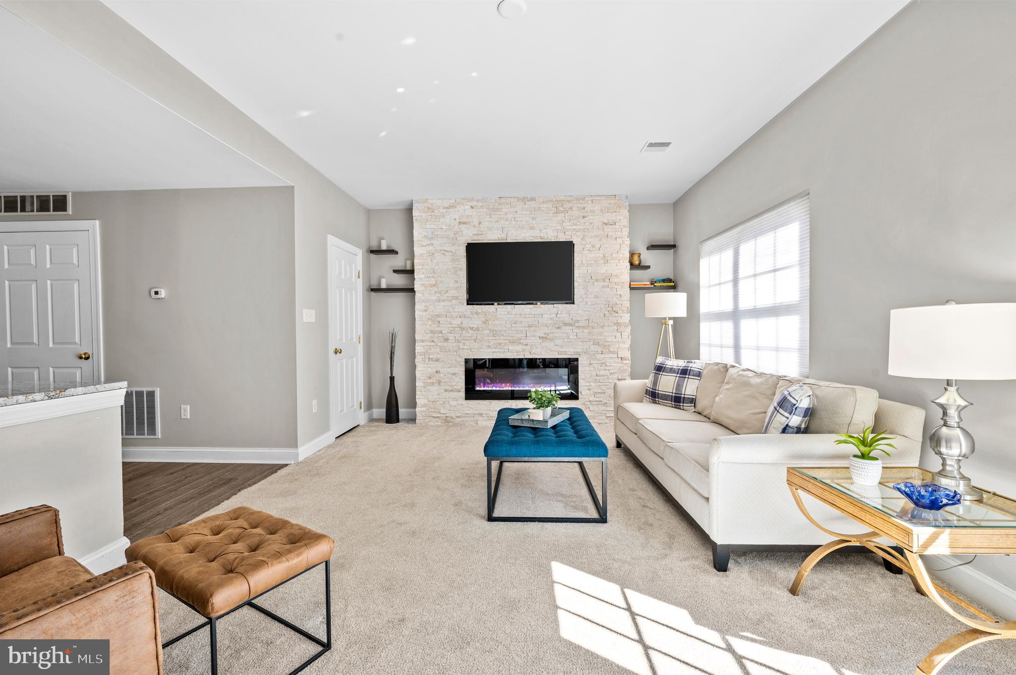 THE VILLAS - Residential Lease