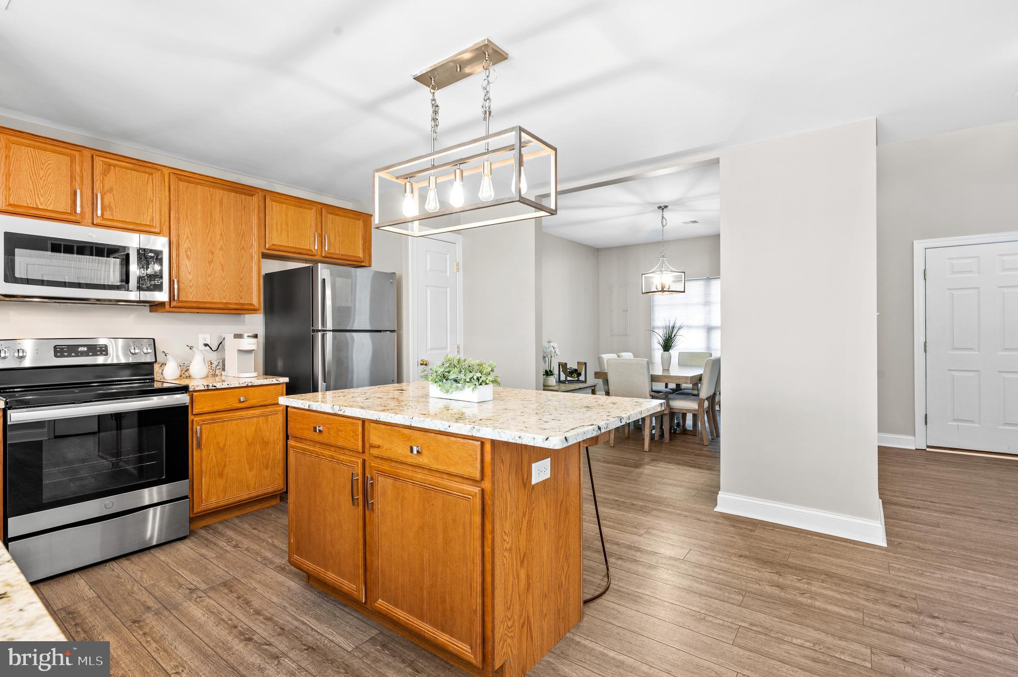 THE VILLAS - Residential Lease