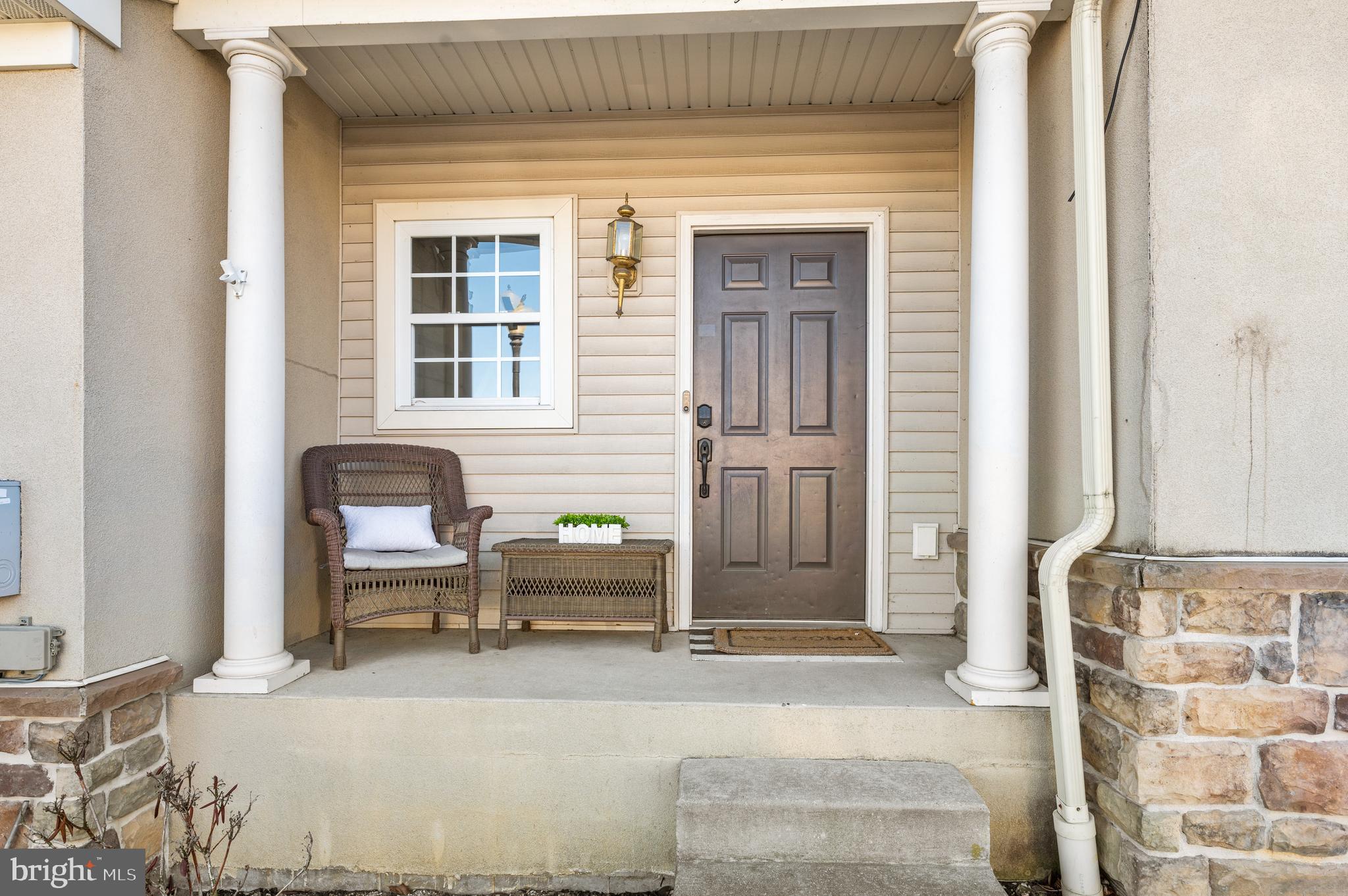 THE VILLAS - Residential Lease