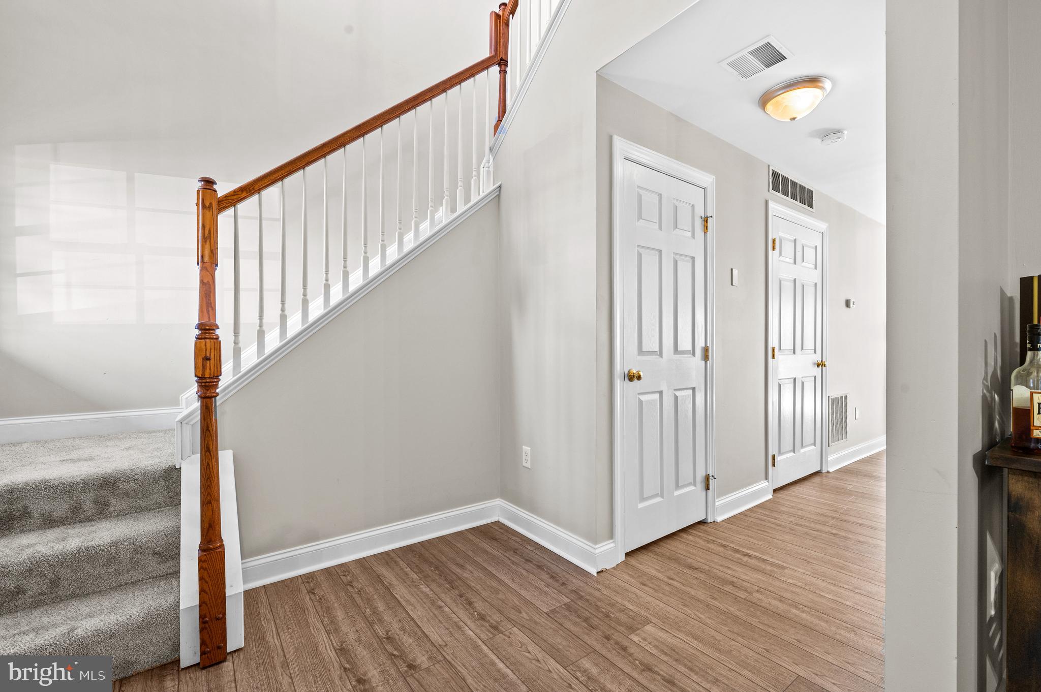 THE VILLAS - Residential Lease