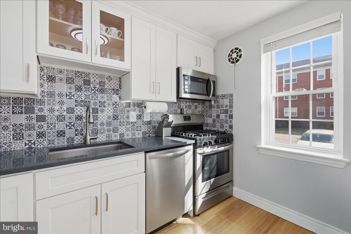 BELLE VIEW CONDOMINIUMS - Residential