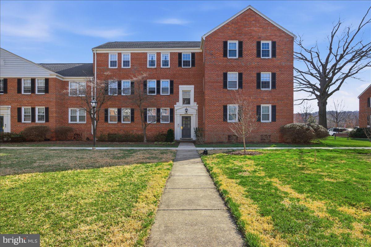 BELLE VIEW CONDOMINIUMS - Residential