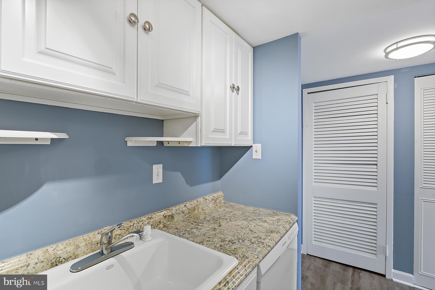 HORIZON HOUSE - Residential Lease